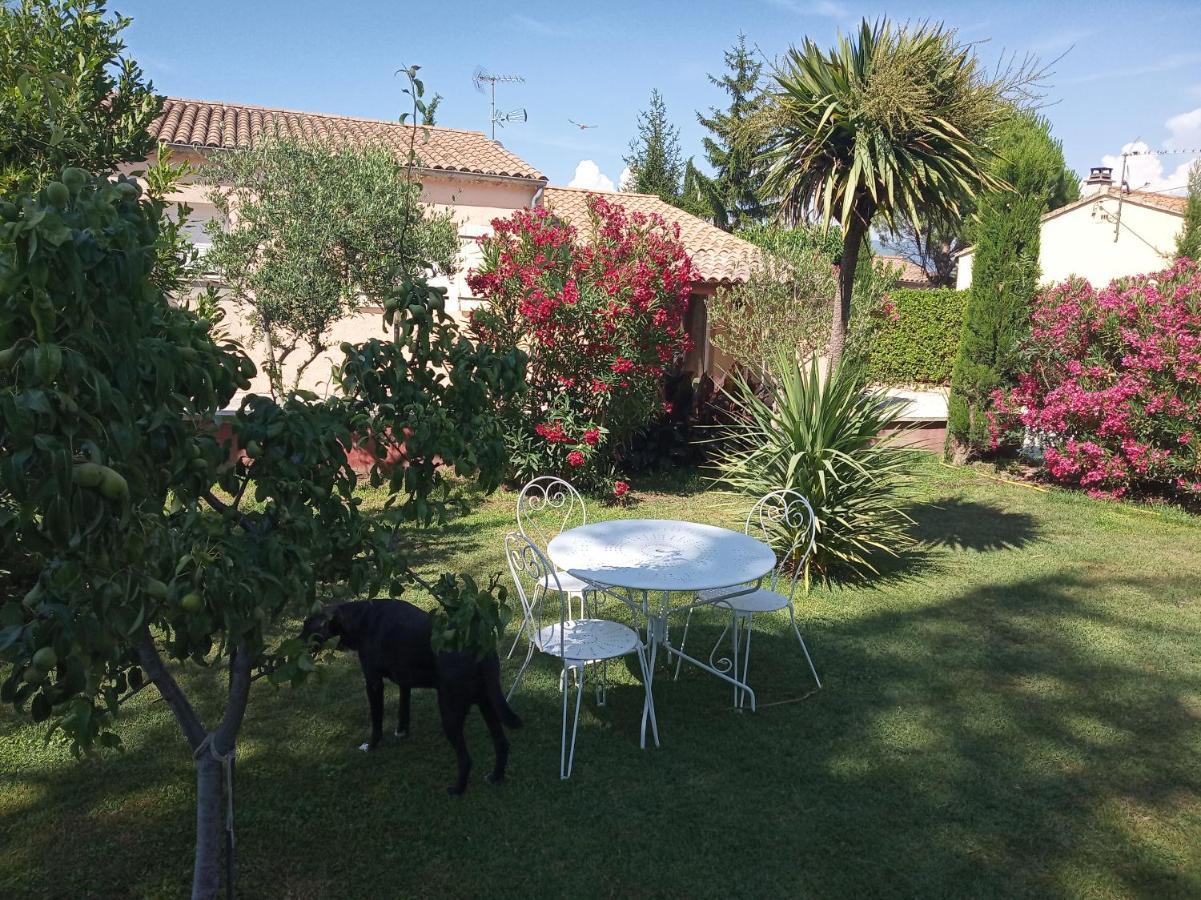 Studio Valreas Avec Piscine Extérieur photo